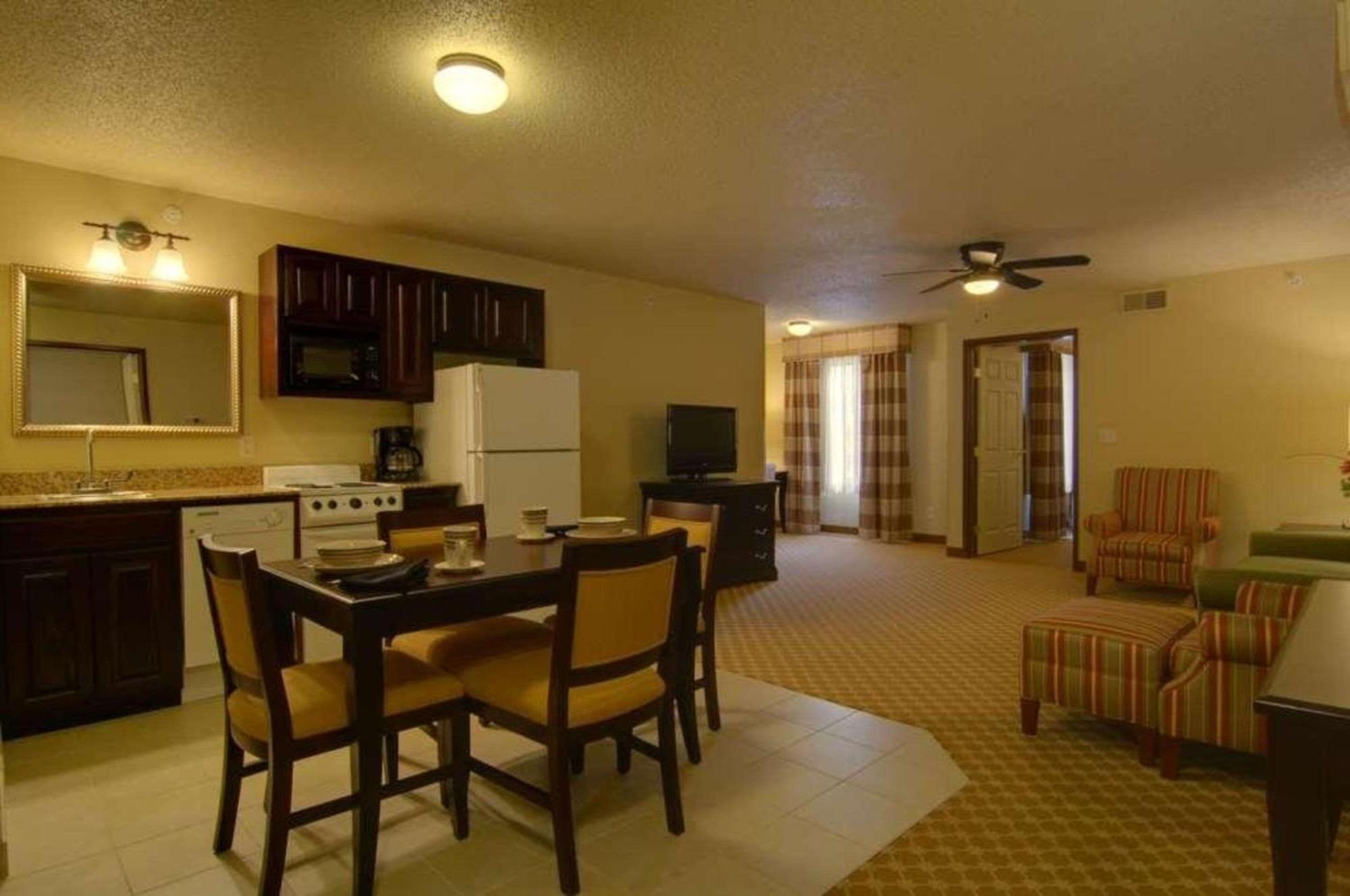 Country Inn & Suites By Radisson, Chanhassen, Mn Exterior photo