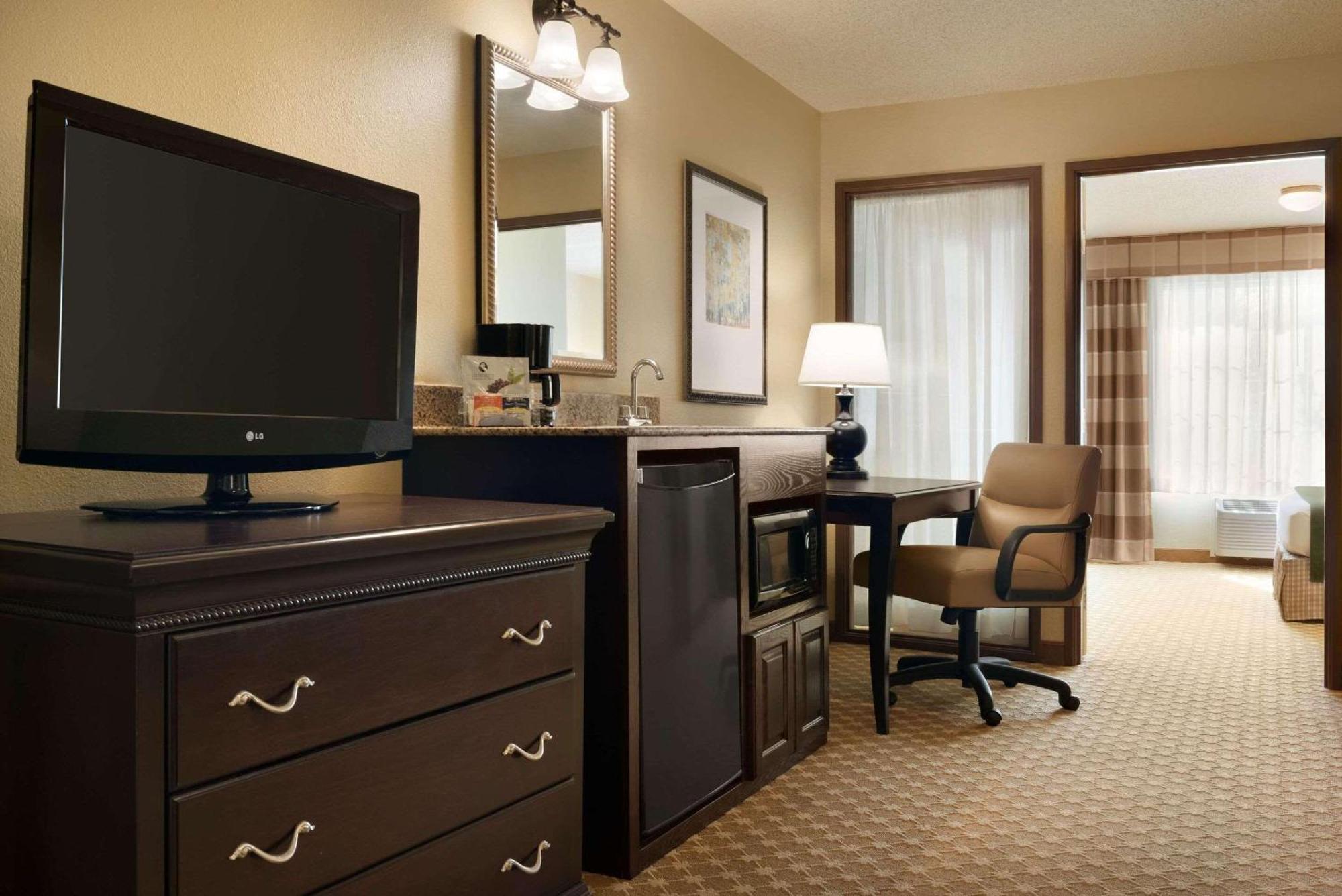 Country Inn & Suites By Radisson, Chanhassen, Mn Exterior photo